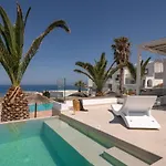 Palace 4*