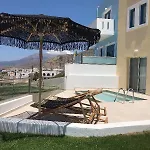 Palace 4*