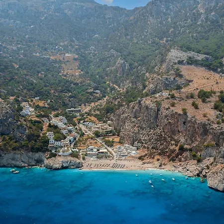 Palace Ξενοδοχείο με διαμερίσματα 4*