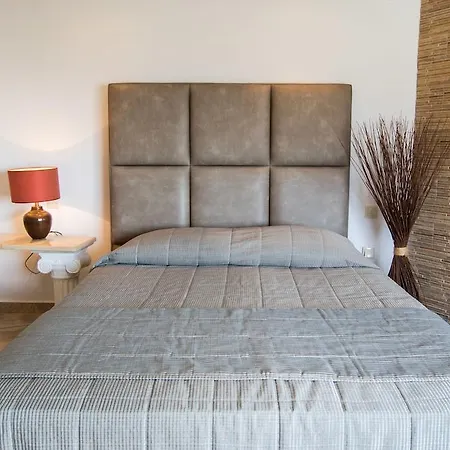 Palace Ξενοδοχείο με διαμερίσματα Αρκάσα