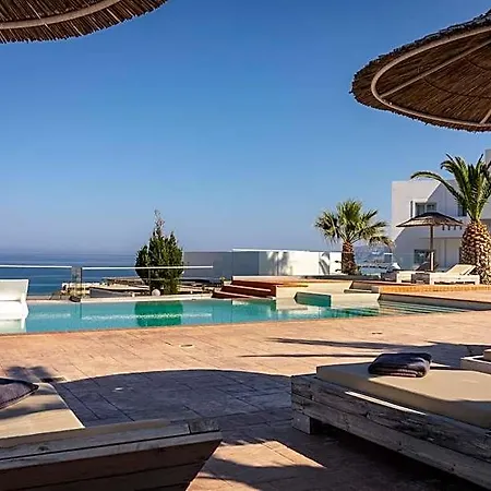Palace 4*